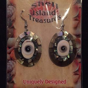 Earrings brand new never worn